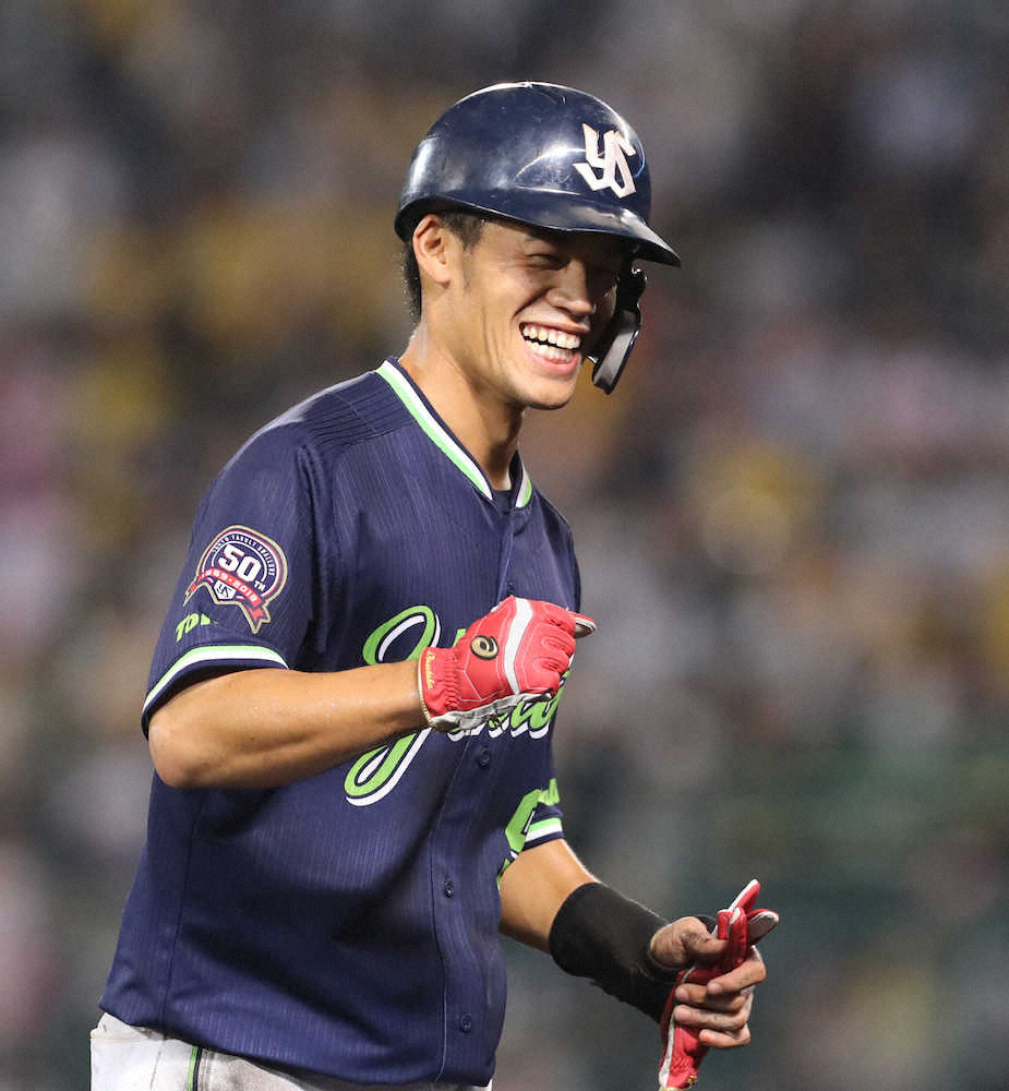 【画像・写真】ヤクルト塩見、延長10回V打　残り12試合で小川監督＆宮本ヘッドに恩返し