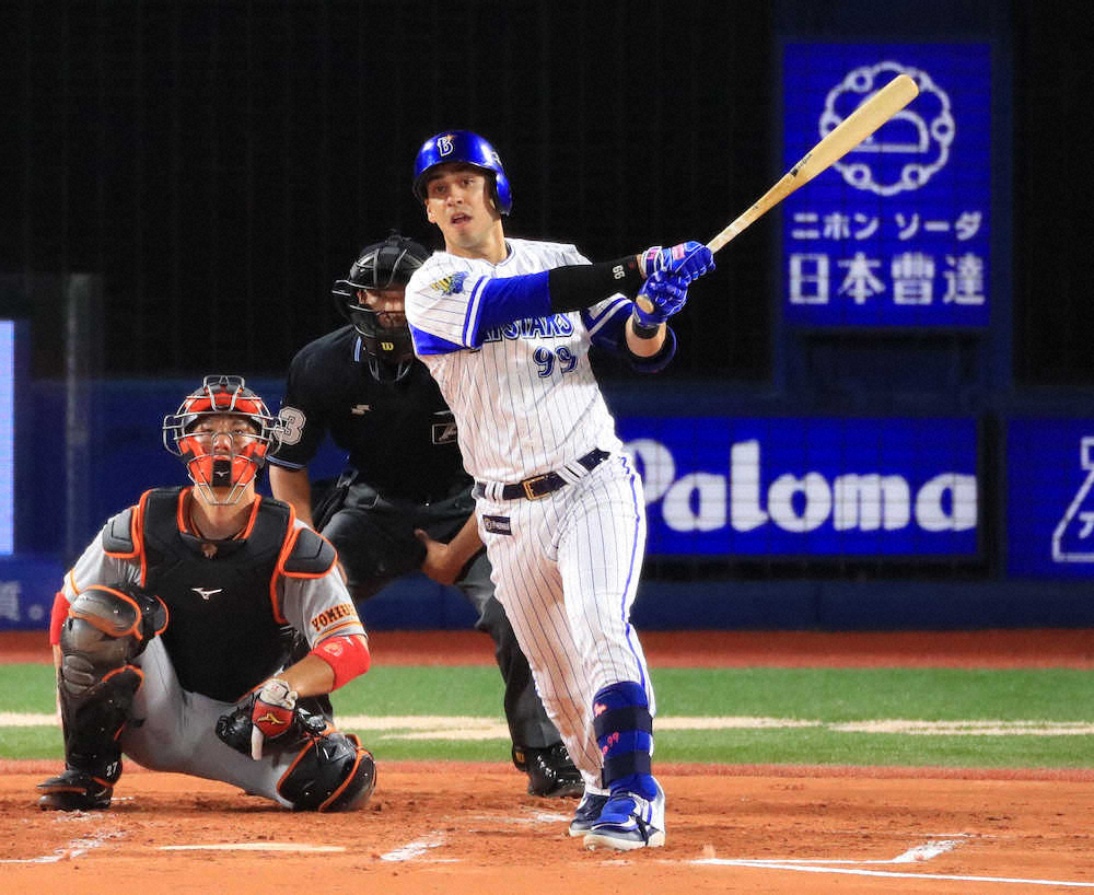 【画像・写真】DeNAソト来日初3発！坂本に4本差　ビジョン破壊で「ゴメンナサイ…」