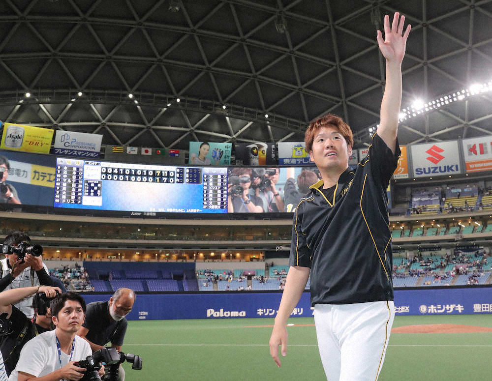 【画像・写真】阪神・西、“鬼門”ナゴヤドームで初白星「たくさん地元の友達が見に来てくれて…」