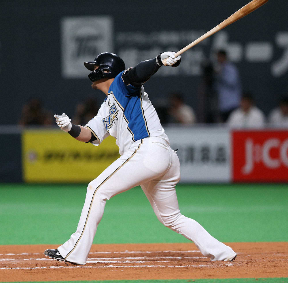 【画像・写真】日本ハム　4点差を逆転勝ち、清宮勝ち越し2点打！ソフトBは3連勝ならず