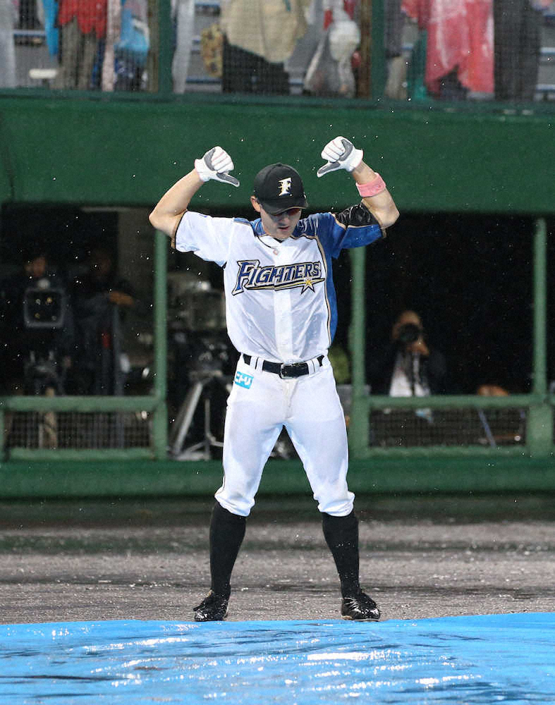 【画像・写真】“偽・田中賢”が旭川沸かせる「感謝のラストラン」　正体は…