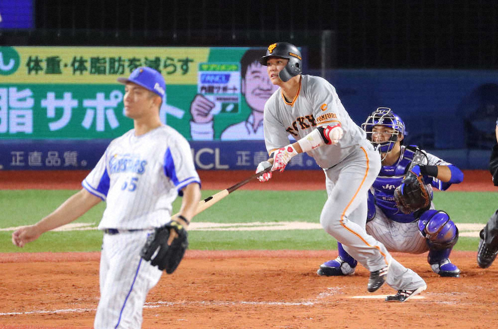 【画像・写真】巨人M2　5発で5年ぶりV王手！主将・坂本が初回先制38号、9回トドメ39号　
