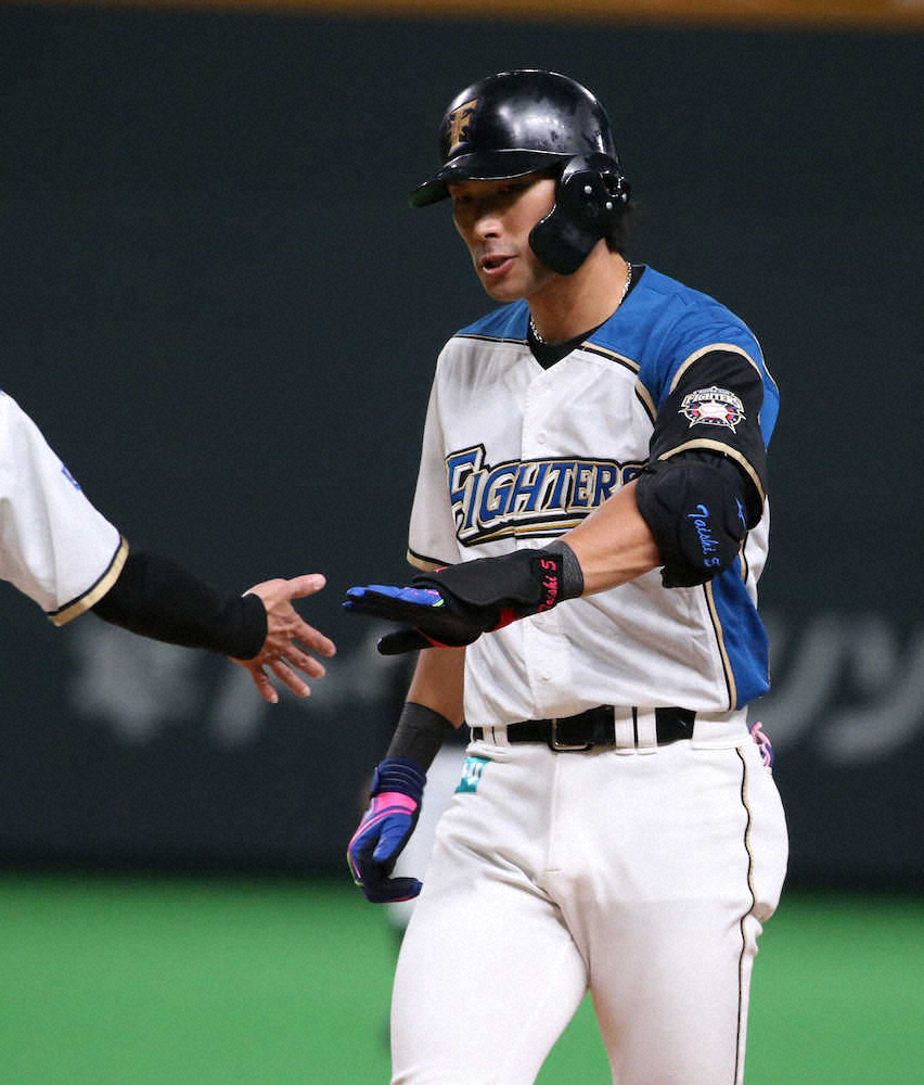 【画像・写真】日本ハム・大田　移籍初の4番で自己最多20号！「めっちゃ嬉しいです」