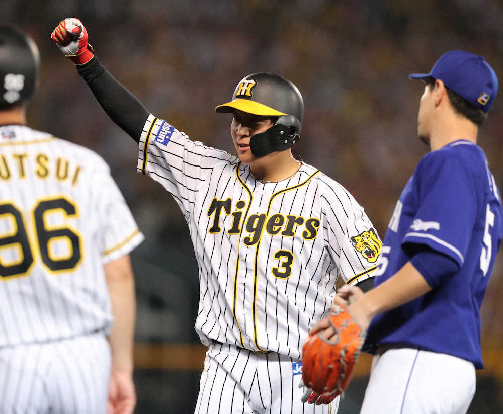 【画像・写真】阪神　大山が決勝打「これでまた鳥谷さんと一日でも長く野球ができる」