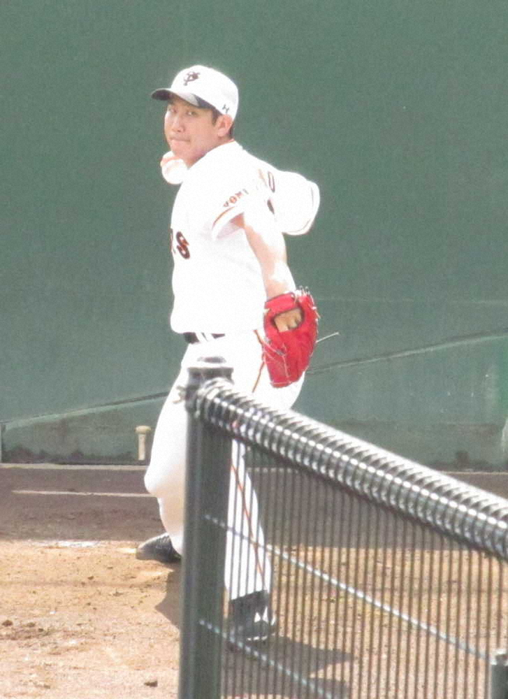 【画像・写真】巨人　菅野　順調22球　腰痛で離脱後初めて捕手座らせ投球練習