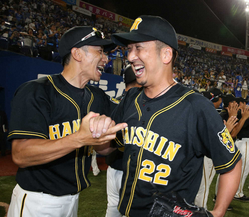 【画像・写真】【新井貴浩　視点】明暗分けた継投策　選手の力を引き出し士気を高めた矢野監督