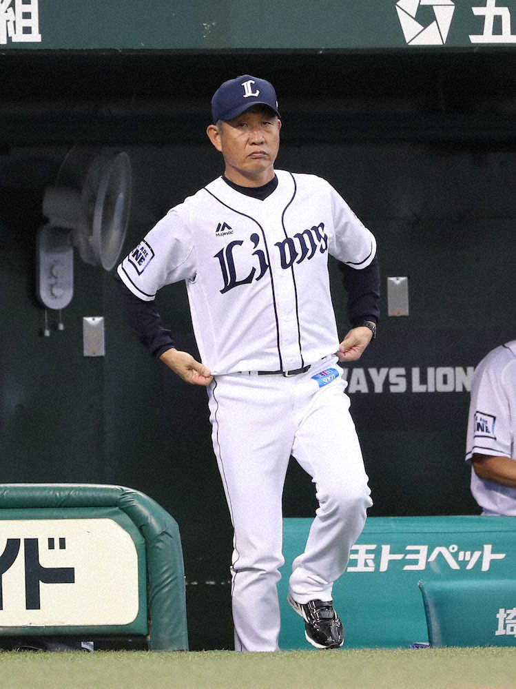 【画像・写真】西武・辻監督の来季続投を発表　2年契約の2年目　CS第4戦終了後に要請を承諾