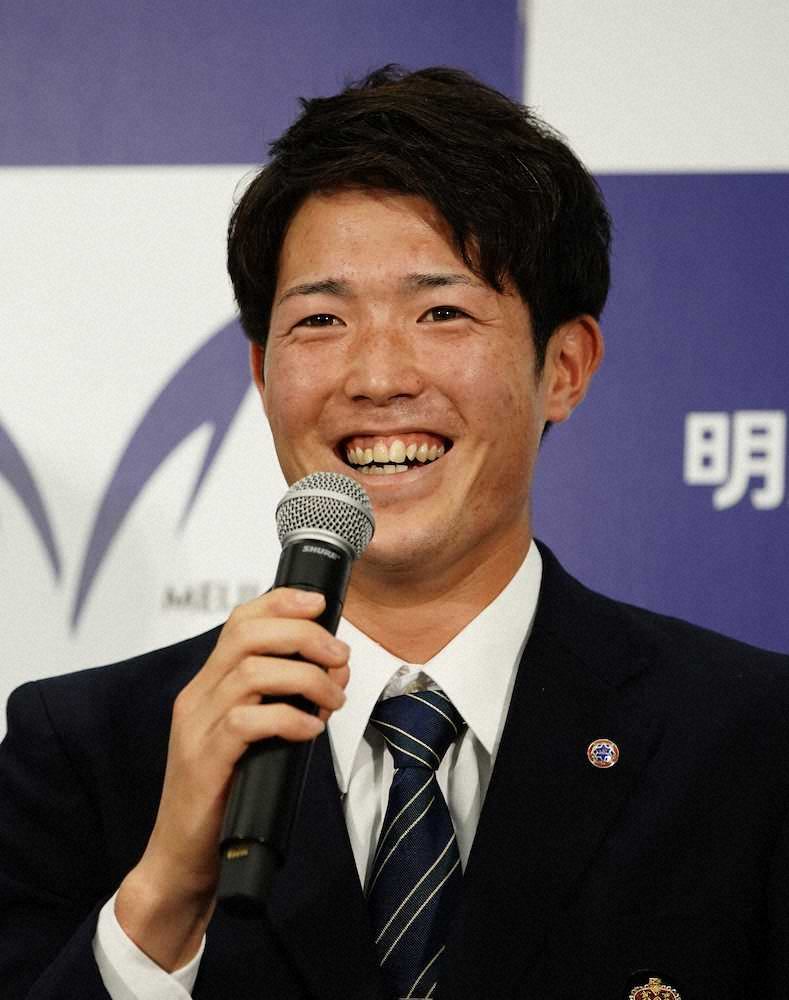 【画像・写真】広島単独1位指名の明大・森下、台風19号被害へ配慮「みなさんに勇気を与えられるようなプレーを」