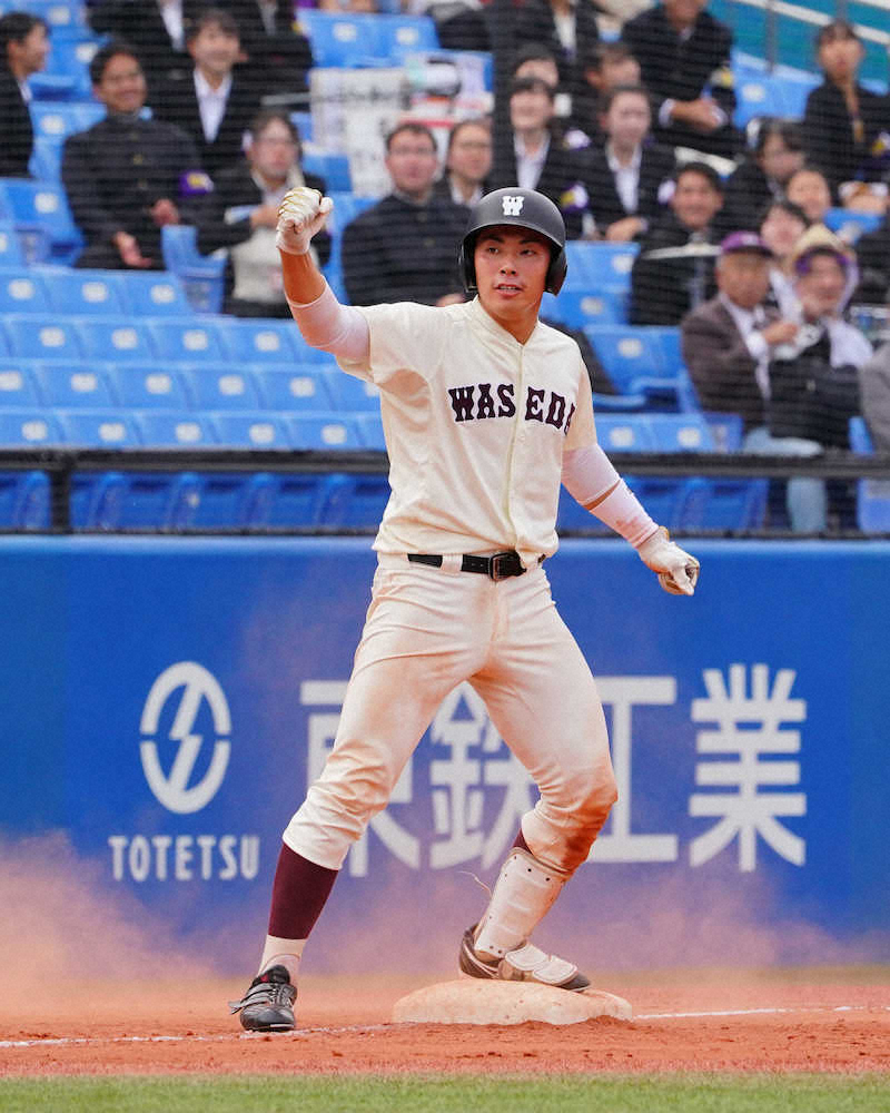 【画像・写真】早大・岩本　リーグ戦初先発マスクで好リード＆延長V三塁打　小宮山監督「来年は4番キャッチャーで」