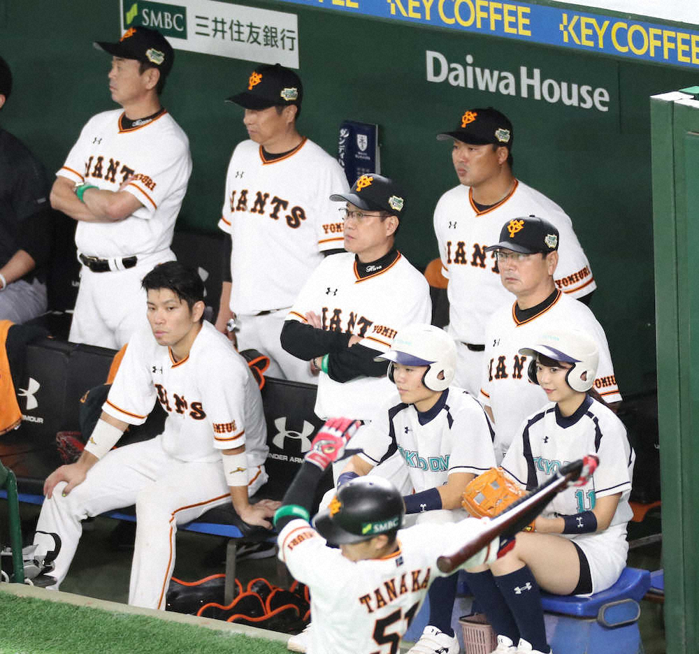 【画像・写真】巨人追い詰められた！パ2位ソフトBに開幕3連敗　亀井2発も空砲　坂本勇3三振、丸いまだノーヒット