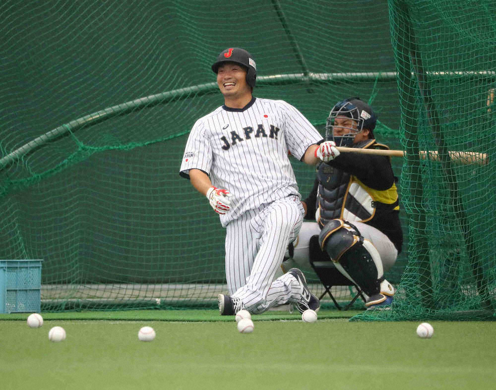 侍ジャパン 初実戦4番は誠也 稲葉監督が信頼 本当に意識の高い選手 スポニチ Sponichi Annex 野球