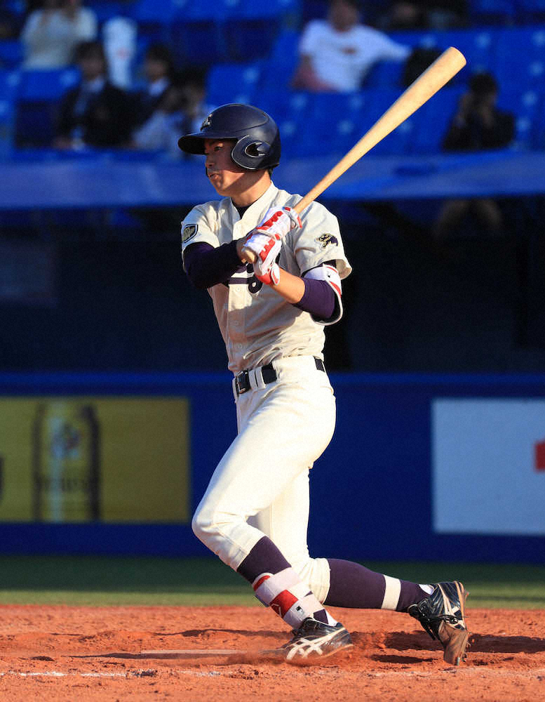 【画像・写真】明大　森下“3刀流”締め　敗戦も善波監督に「プロで恩返し」