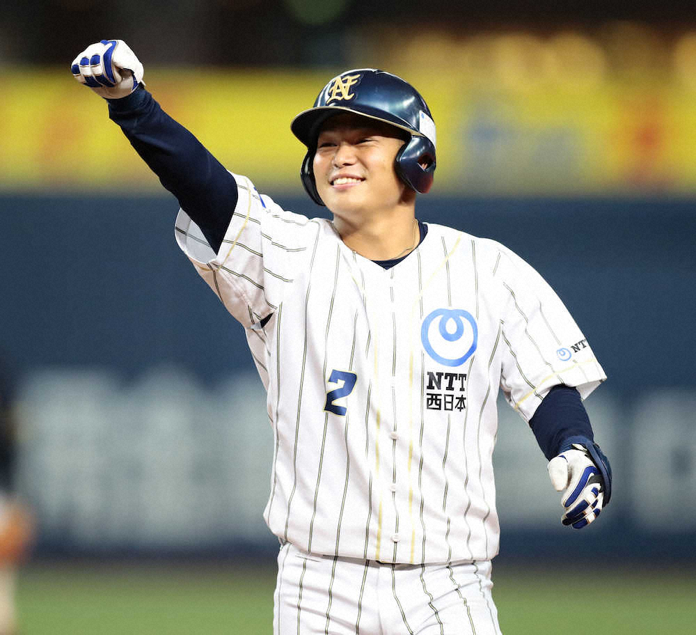 【画像・写真】NTT西日本　4大会ぶり8強進出　4番日下部が決勝打