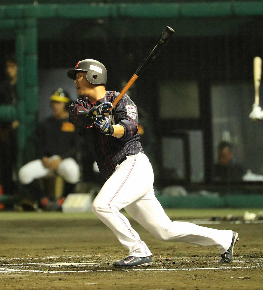 【画像・写真】浅村、実戦4試合目で初安打　不慣れ一塁守備も「自分もいい勉強になっている」