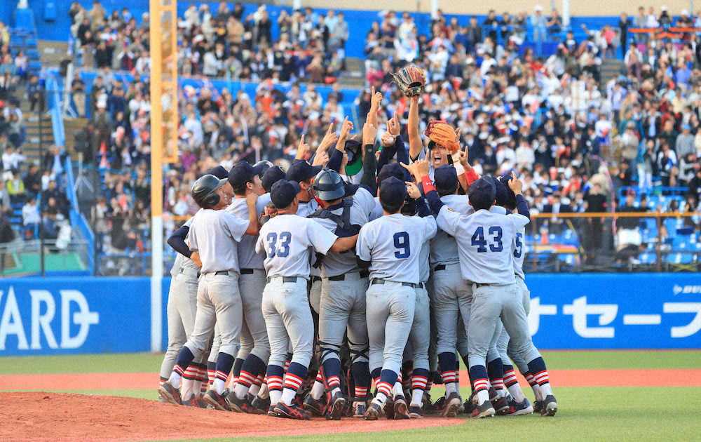 【画像・写真】慶大　3季ぶり37度目の優勝！中日ドラ4郡司の2発などで早大に圧勝　10戦全勝に王手