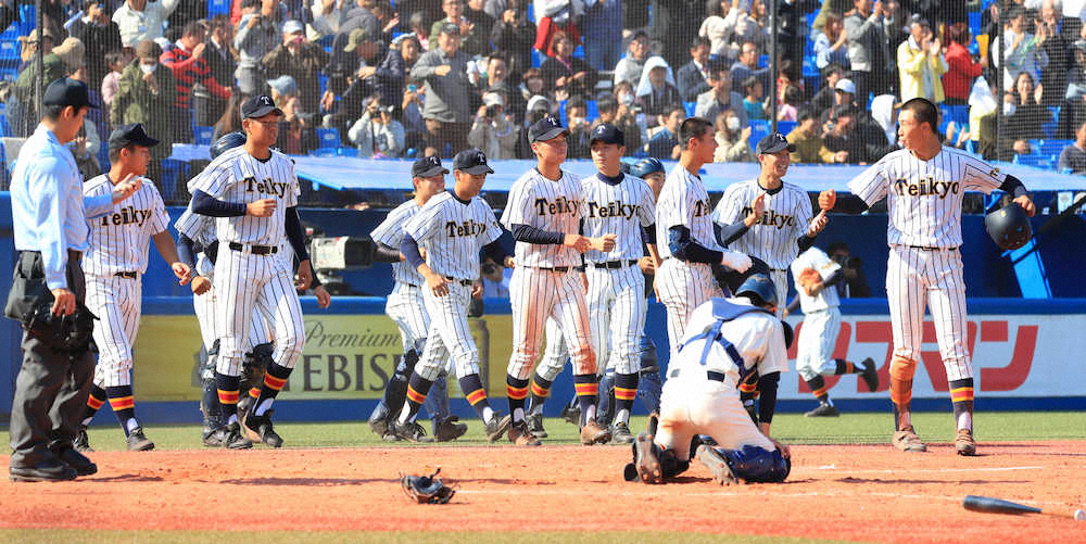 【画像・写真】帝京サヨナラで決勝進出　11年夏以来の甲子園に王手