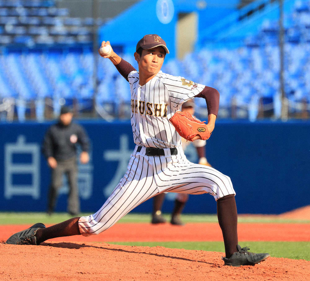 【画像・写真】先発する国士舘・中西　（撮影・白鳥　佳樹）