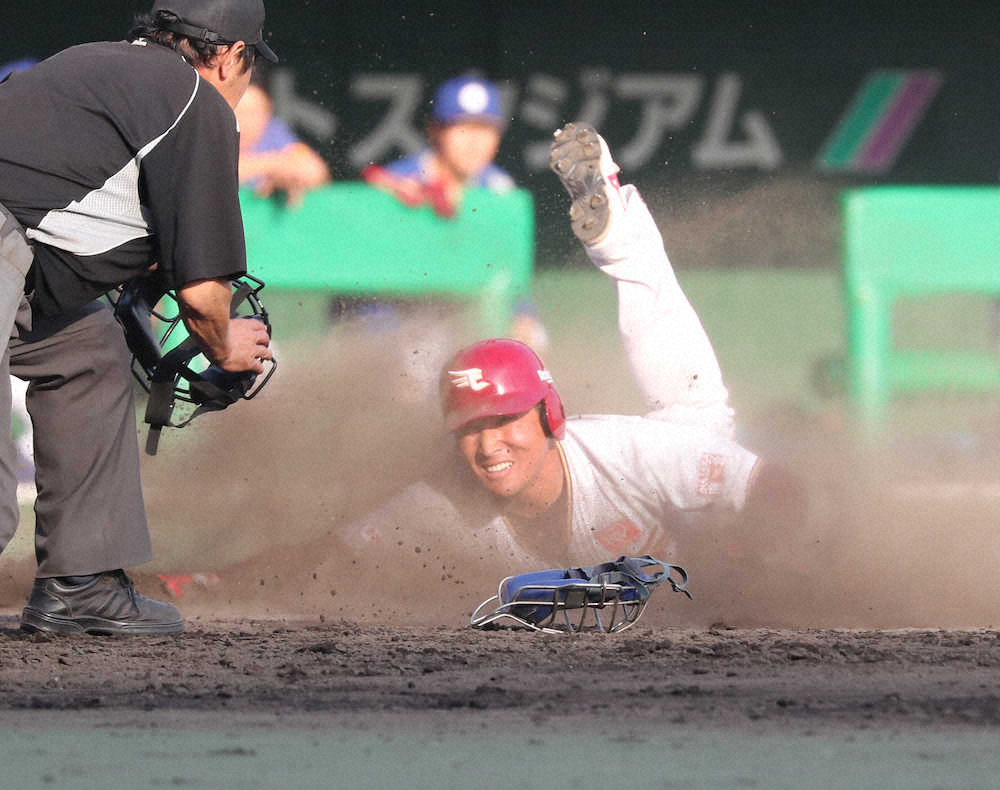 【画像・写真】「4番・DH」の楽天・下水流　打＆走で躍動　「元気でいいチームになるように」