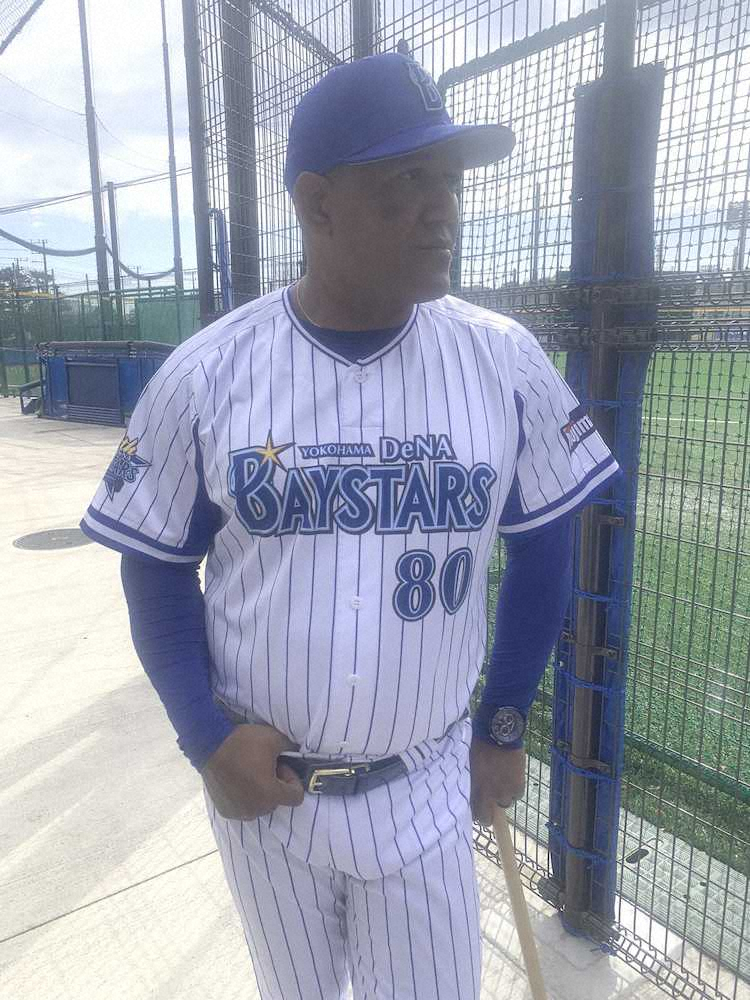 【画像・写真】DeNAラミレス監督　高城復帰で“ハマジョー”再結成も「一番いいコンビだった」