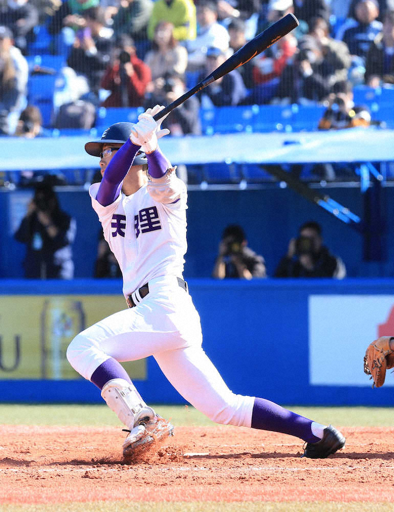 【画像・写真】天理　2度追いつかれるも突き放し準決勝進出　5番・瀬が2ラン含む3安打5打点