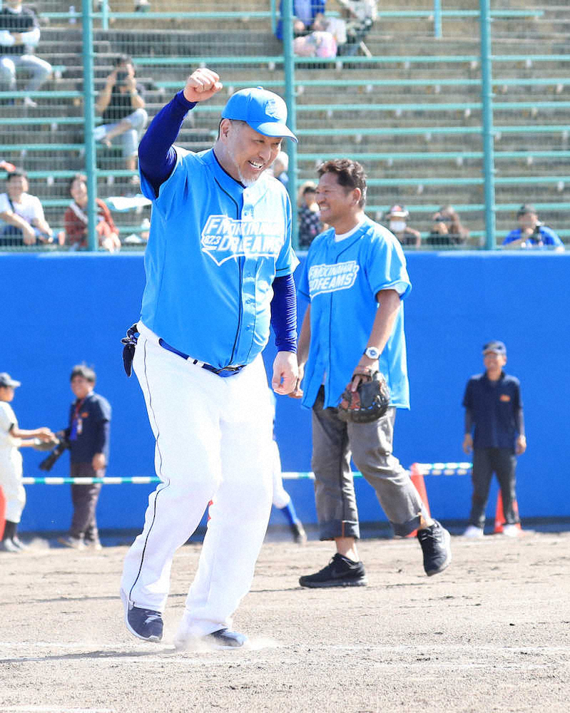 【画像・写真】清原氏　1406日ぶりユニホーム姿　魔神撃ち「素晴らしい体験を今後の人生に生かしたい」