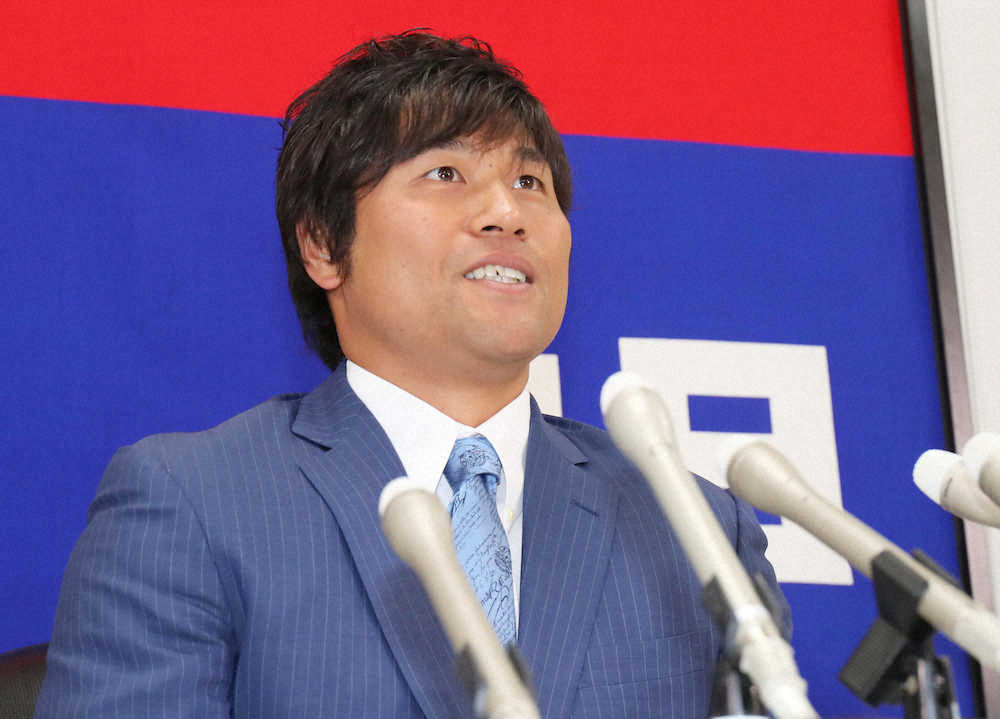 【画像・写真】中日・平田、異例の“個人スローガン”発表「かけがえのない　あなたとわたしのために」