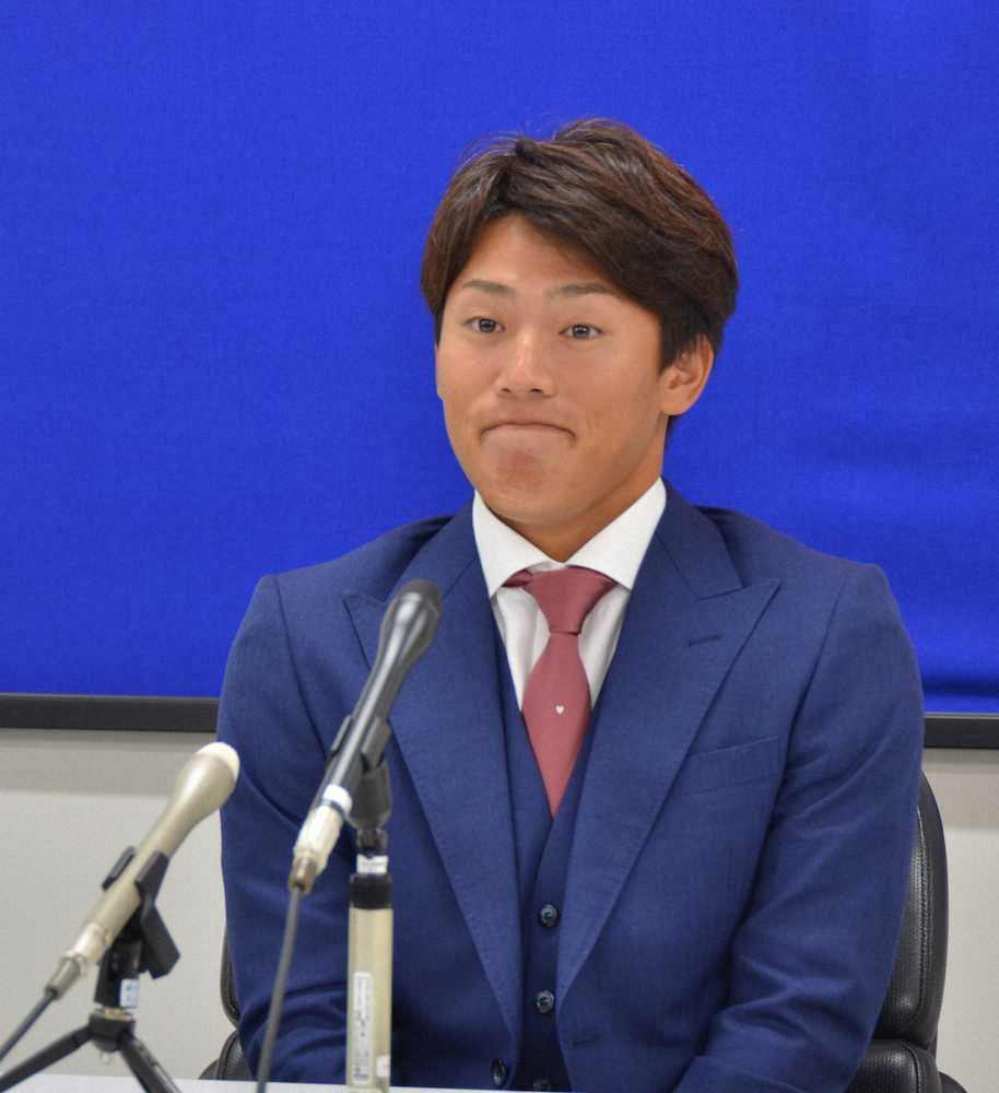【画像・写真】中日・伊藤康は150万円増　来季は内野にも挑戦