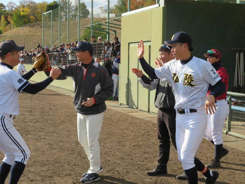【画像・写真】桑田監督　鮮やか逆転勝利　21年までの投手続行を改めて宣言