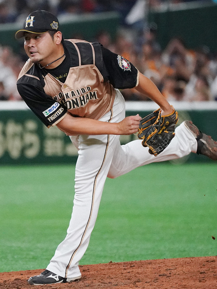【画像・写真】巨人　前日本ハムの田中豊樹、前楽天の八百板卓丸と育成契約