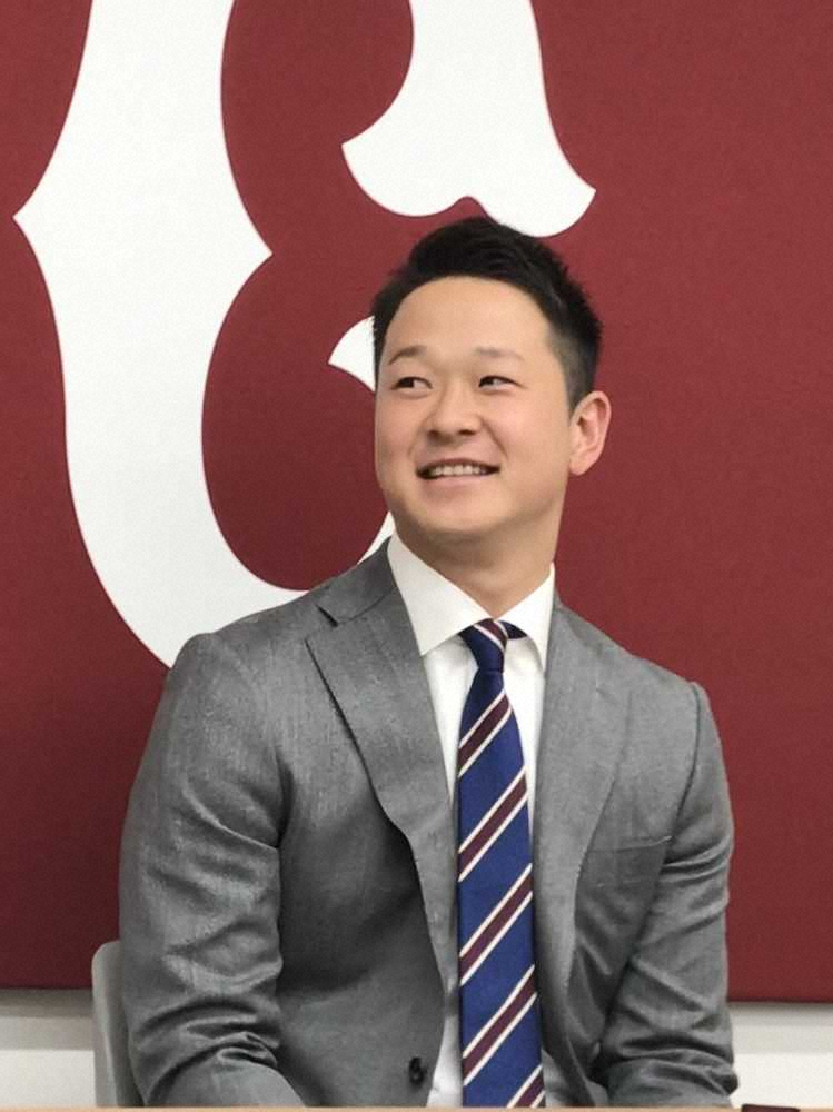 【画像・写真】巨人・中川　3600万円増の5500万円でサイン「来年もしっかり貢献できるようにしたい」