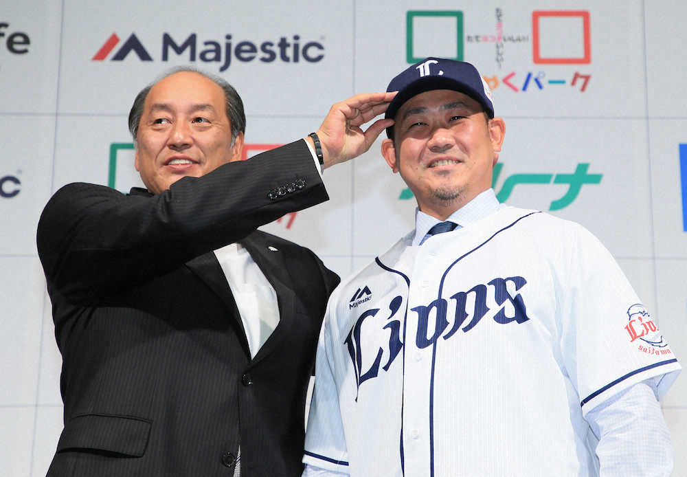 【画像・写真】松坂　今は技巧派？の問いに…「速球派と思ったことない。昔から変化球が得意だった」　入団会見（2）