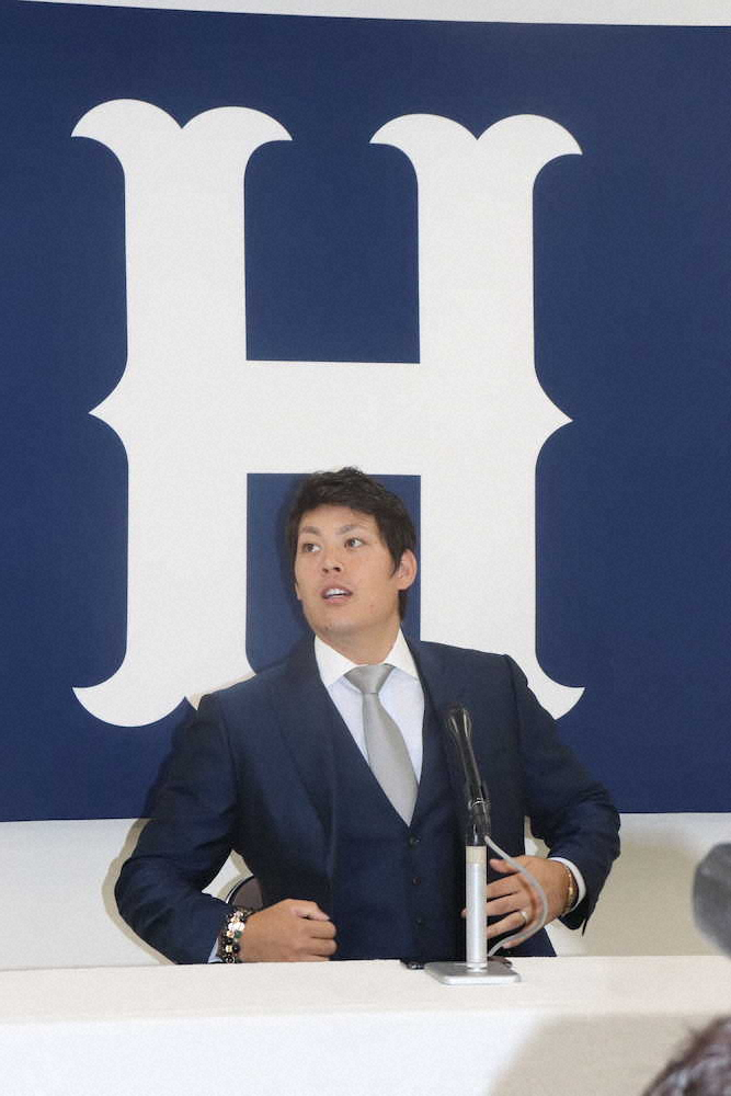 【画像・写真】広島・九里、1000万円増「過去5年より強い真っすぐが…」