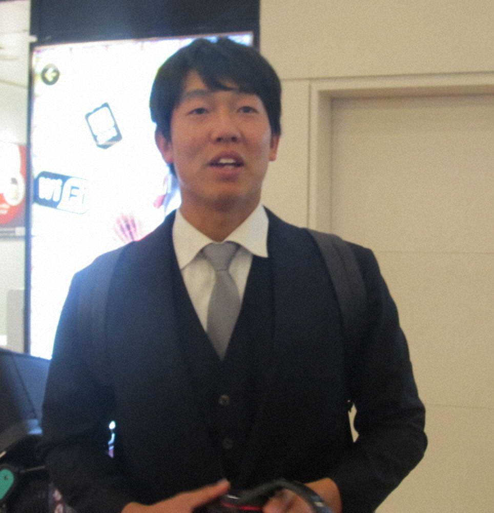 【画像・写真】巨人・畠、台湾WLから帰国　好投に手応え「力強く腕を振れた」