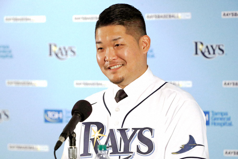 【画像・写真】筒香　レイズ入団会見つかみヨシ！「call　me　Yoshi」3か国語操り満面の笑顔