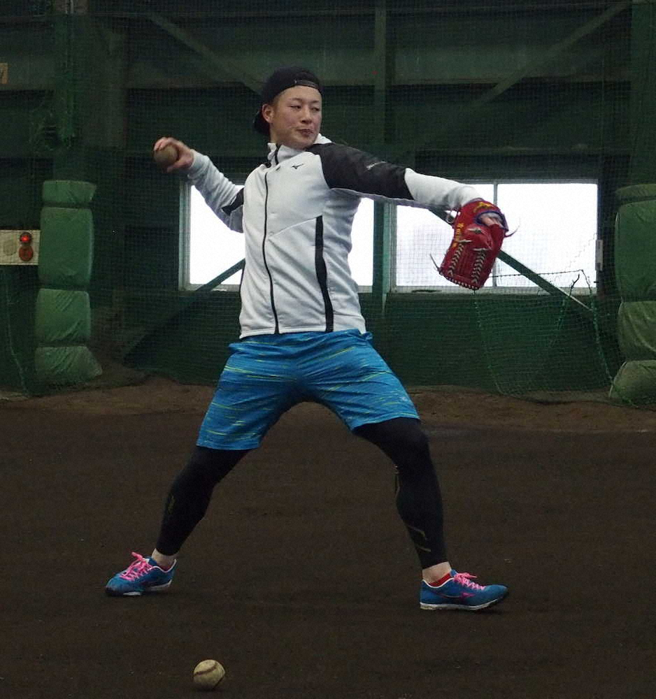 【画像・写真】日本ハム・吉田輝　自主トレ打ち上げ　ルーキーイヤーは「50点」来季は「いいシーズンにできるよう」