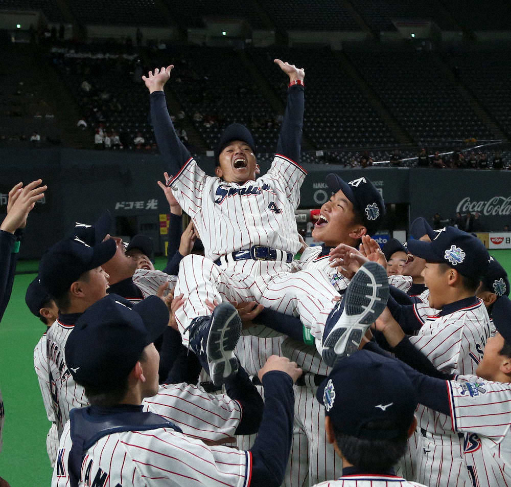 【画像・写真】ヤクルトJr14年ぶり日本一！度会監督感激「日々成長してくれた」
