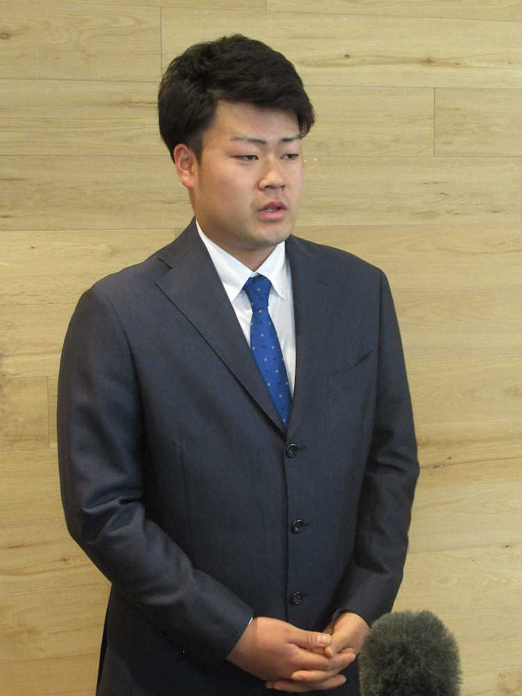 【画像・写真】DeNAドラ3伊勢　交通事故を謝罪　8日始動も…ワクワクから一転「戸惑いも」
