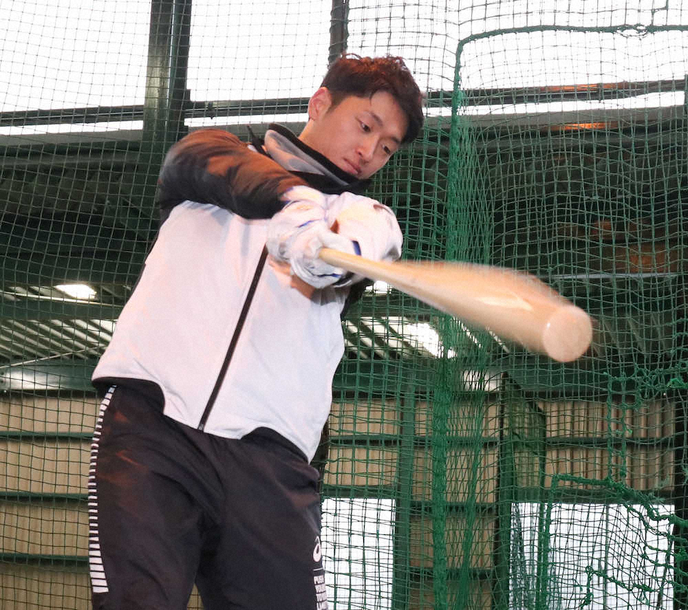 【画像・写真】阪神・近本、自主トレ公開　優勝＆2年連続盗塁王へ進化誓う