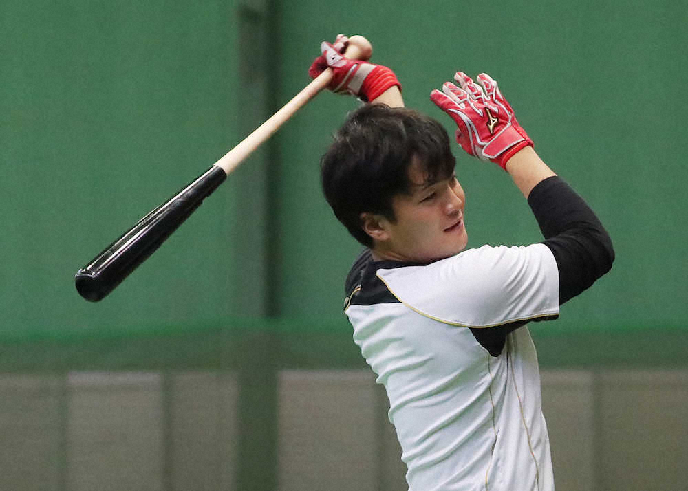 【画像・写真】中日ドラ4郡司　かつての“ライバル”小笠原と再会果たす、甲子園決勝で対戦