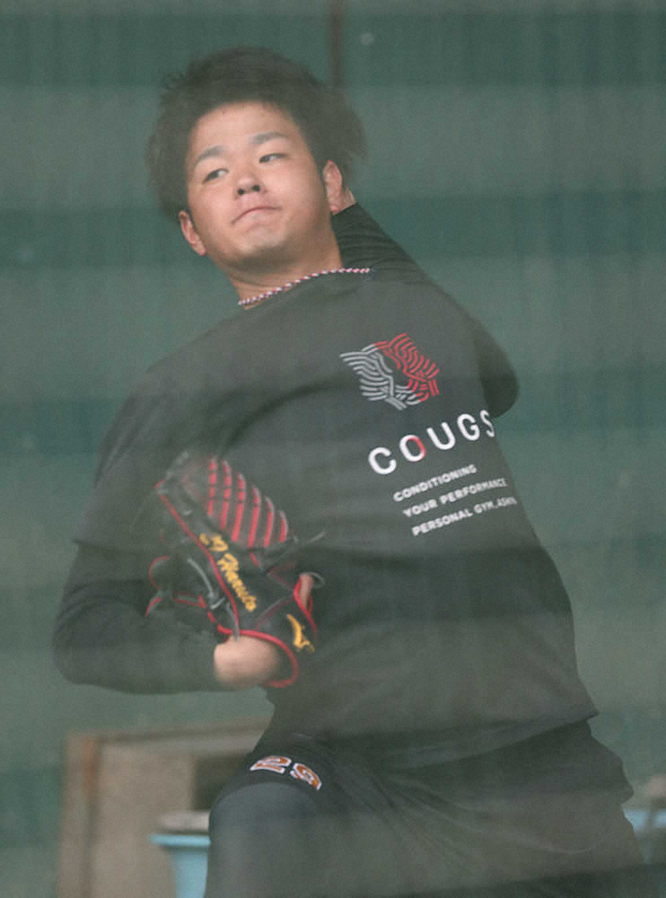 【画像・写真】阪神・高橋　2020年初ブルペン　手応え十分15球「楽しかった」