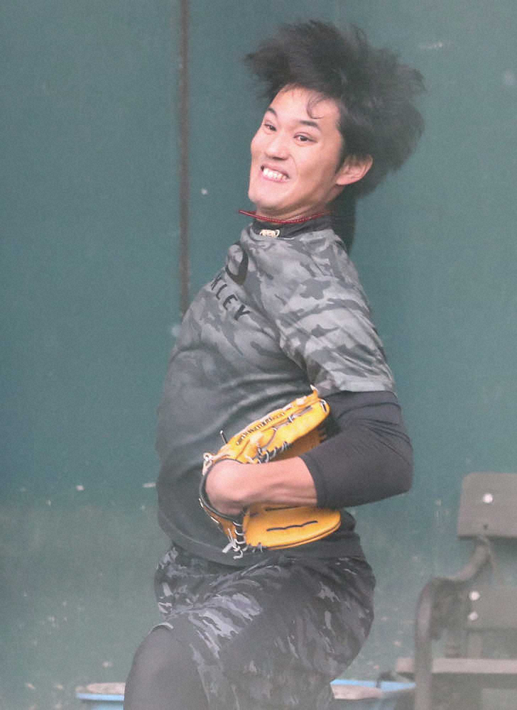 【画像・写真】阪神・藤浪　異例3日連続ブルペン投球でギアチェンジ　「勝負の2月」へ全開