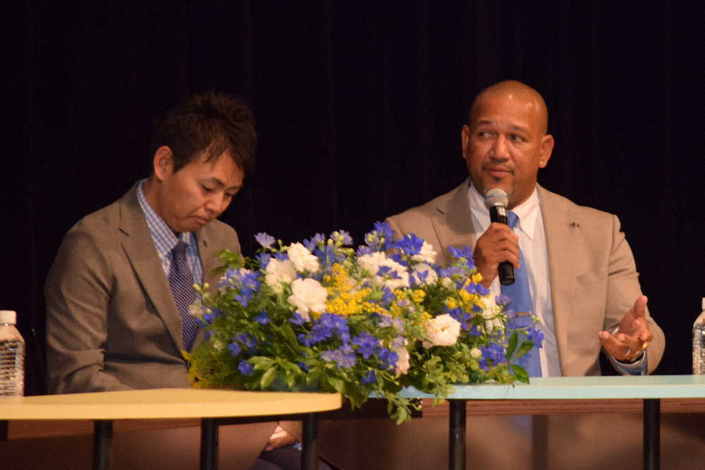 【画像・写真】ラミレス監督　筒香後継に佐野指名「チャンスに強い打者は4番に一番向いている」