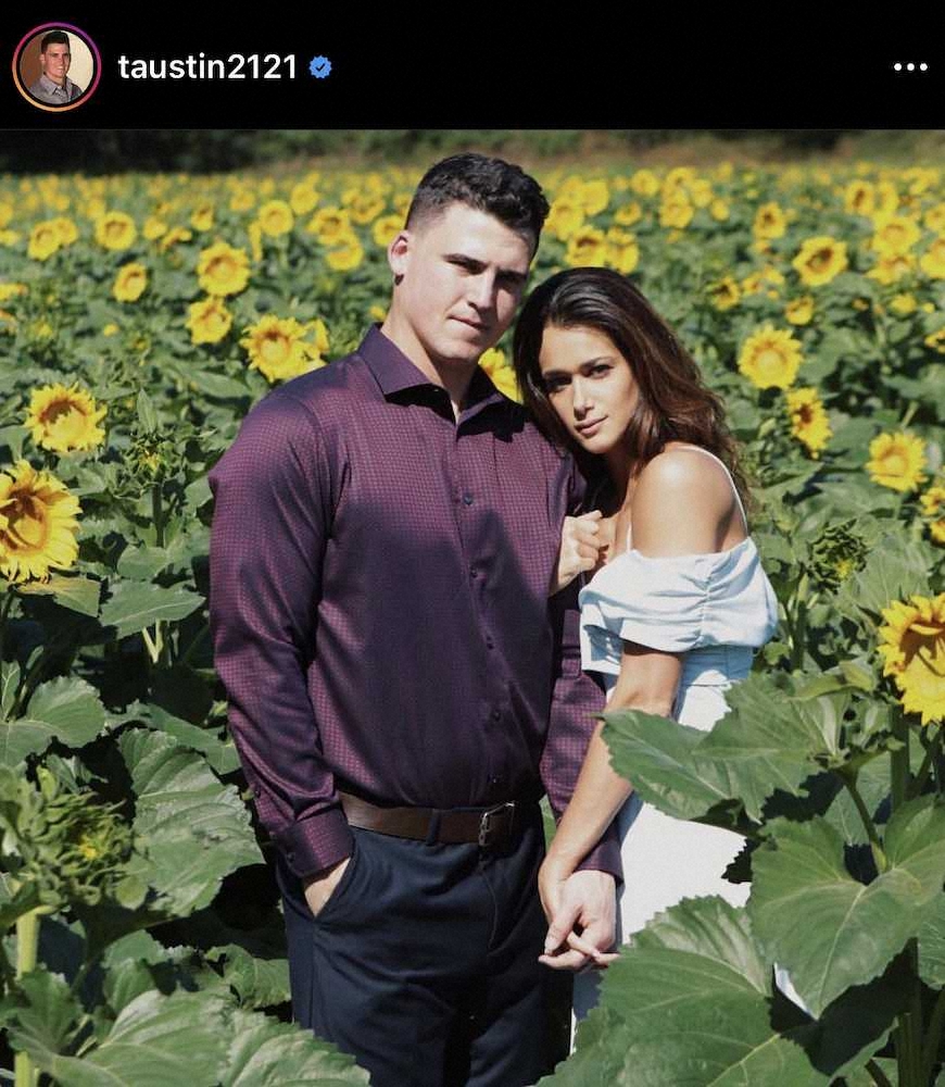 【画像・写真】DeNAの新外国人タイラー・オースティンと美人妻（本人インスタグラムから）