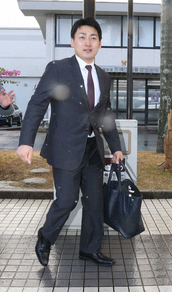 【画像・写真】巨人・丸　新相棒でさらなる飛躍！プレミア12で使用したメープル素材でスイング鋭く