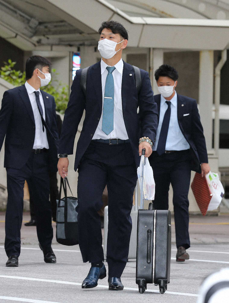 【画像・写真】阪神・原口　2年ぶり春季キャンプ「結果を出せるように頑張るだけ」