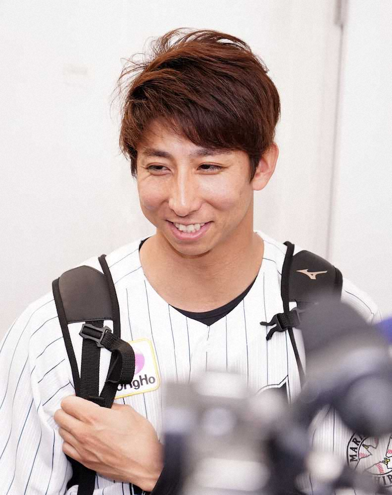【画像・写真】ロッテ　FA組アピール　美馬ブルペンで20球　福田秀は中堅守備魅せた！