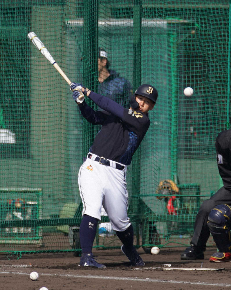 【画像・写真】オリックス吉田正　5年目進化へフォーム改良「イチローさんも毎年変えてた」