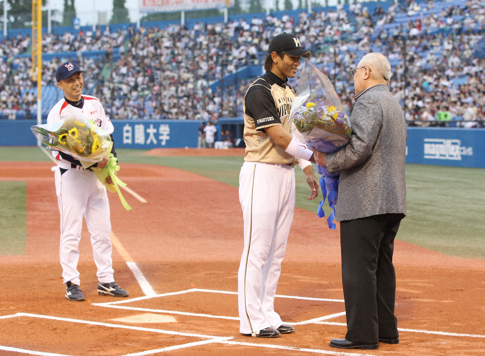 【画像・写真】侍・稲葉監督　野村克也さん悼む「プロ1年目からここまで私を育ててくださいました」