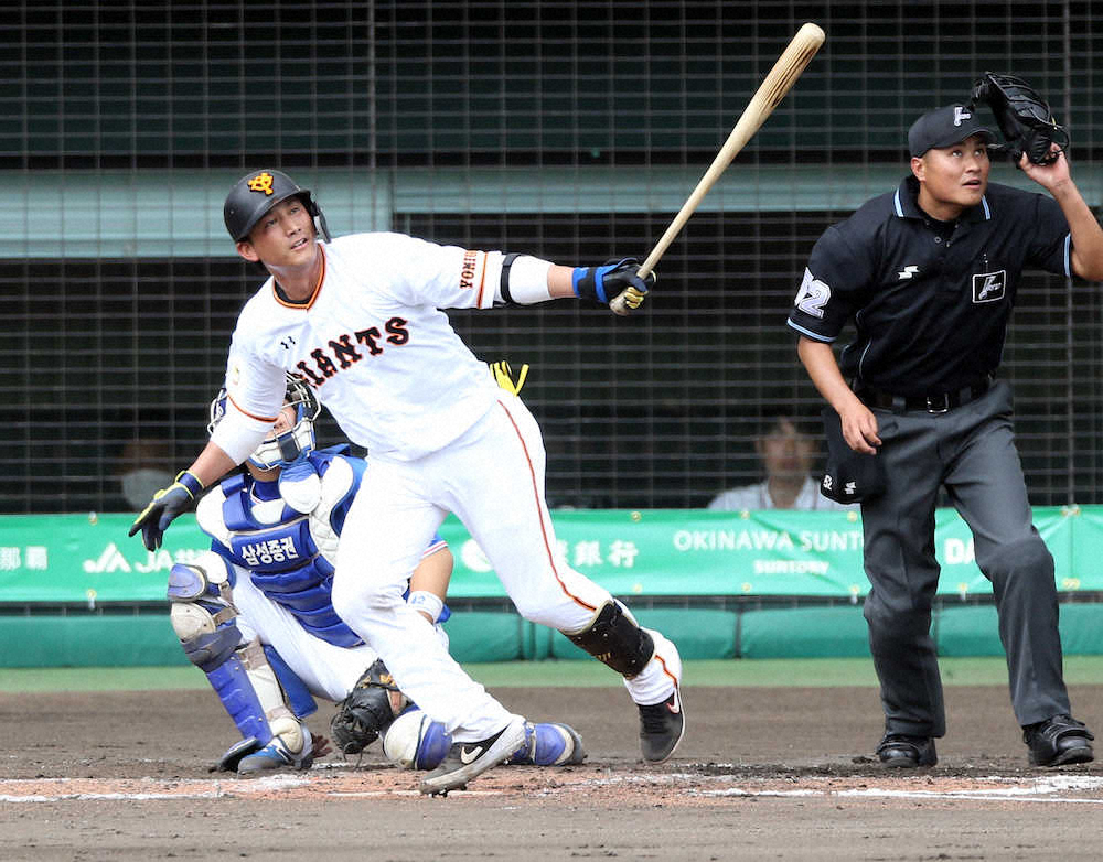 【画像・写真】巨人・小林　今季チームの対外試合1号！原監督「打つべくして打った」
