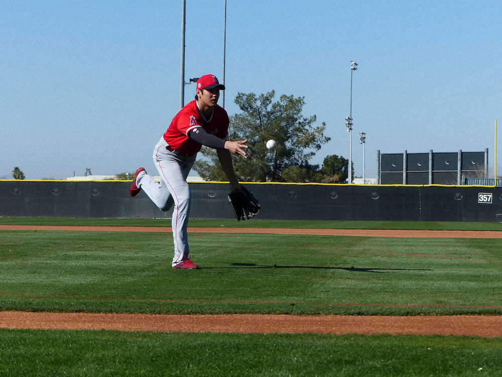 【画像・写真】エンゼルス・大谷　オープン戦初戦出場に意欲　今キャンプで初の投内連係にも参加